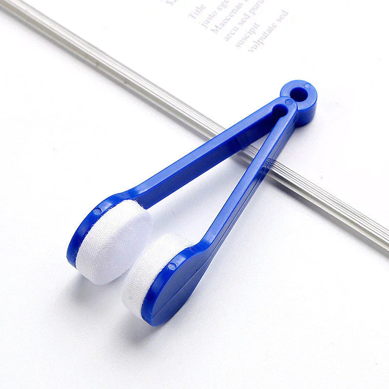 2-in-1 Microfiber Lens Cleaner