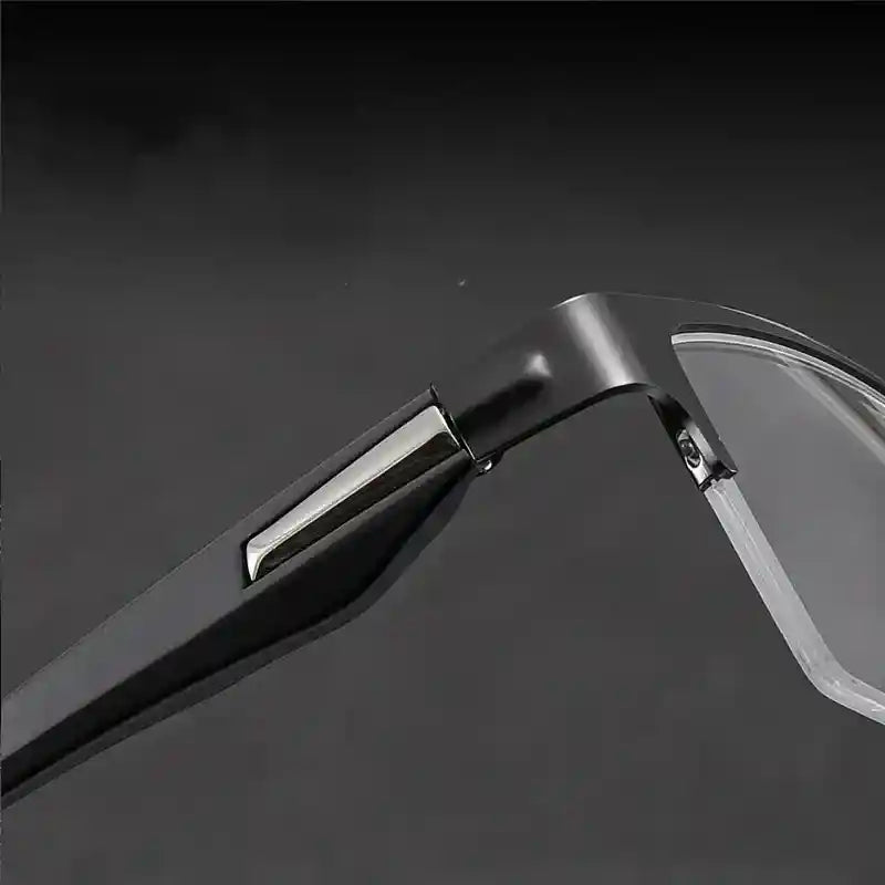 Cavalier Pro Vision – Multifocal Glasses with Photochromic Lenses
